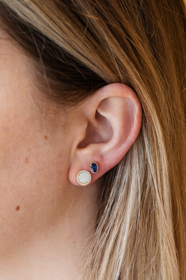 14K Gold Circle Mother of Pearl Diamond Frame Studs