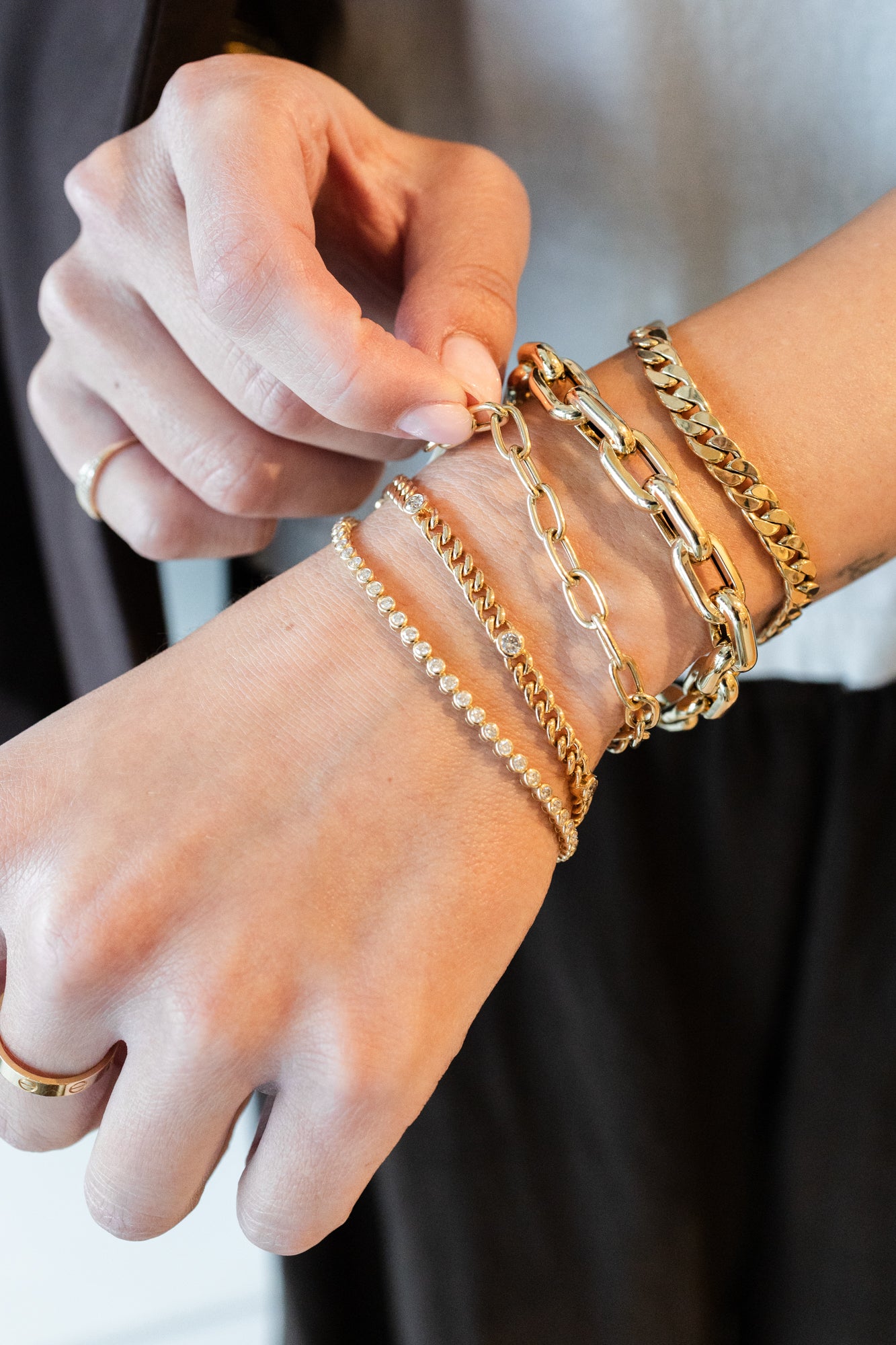 14K Gold 10mm Oval Link Bracelet