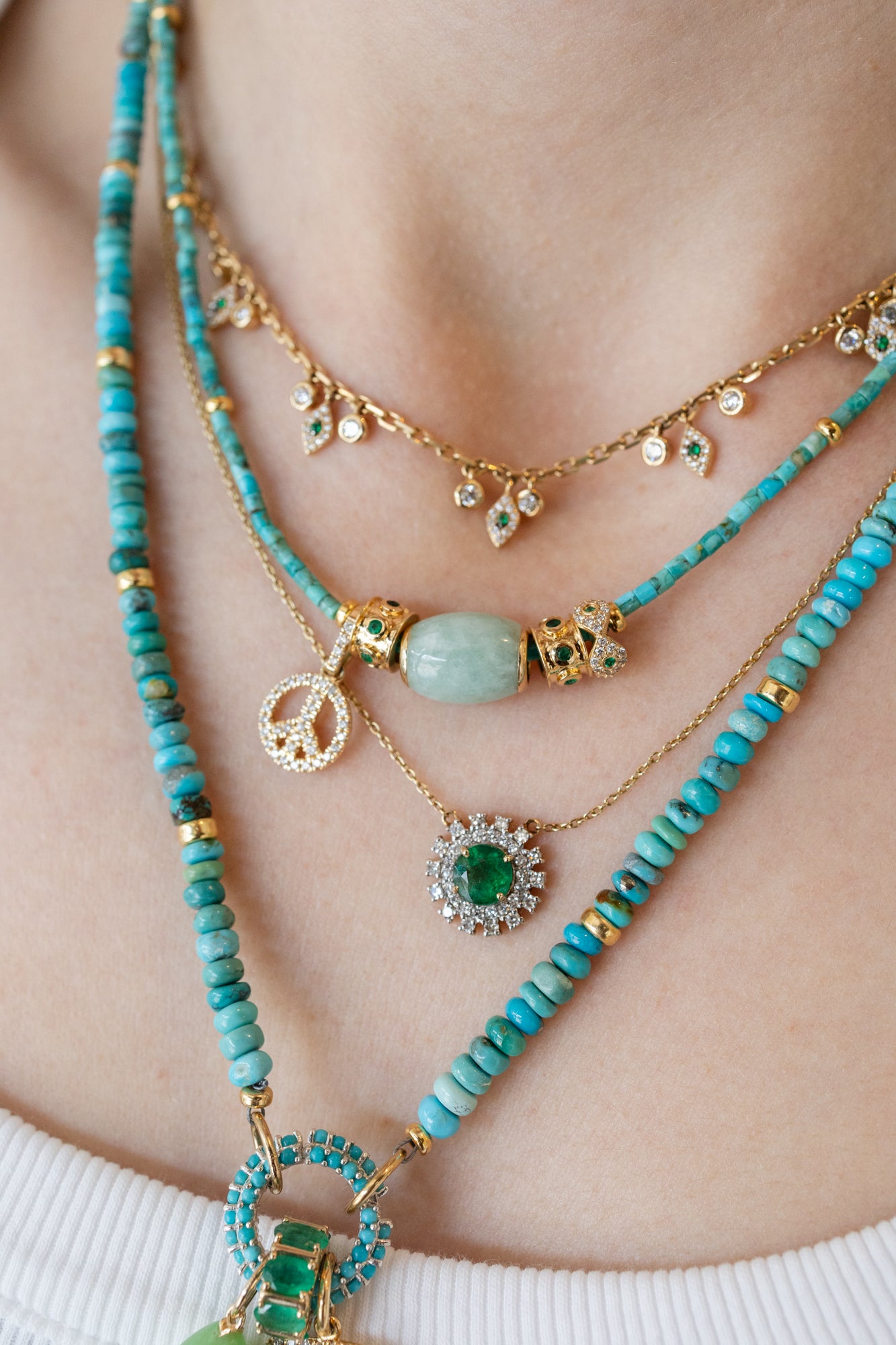 14K Gold Diamond Round Emerald Retro Necklace