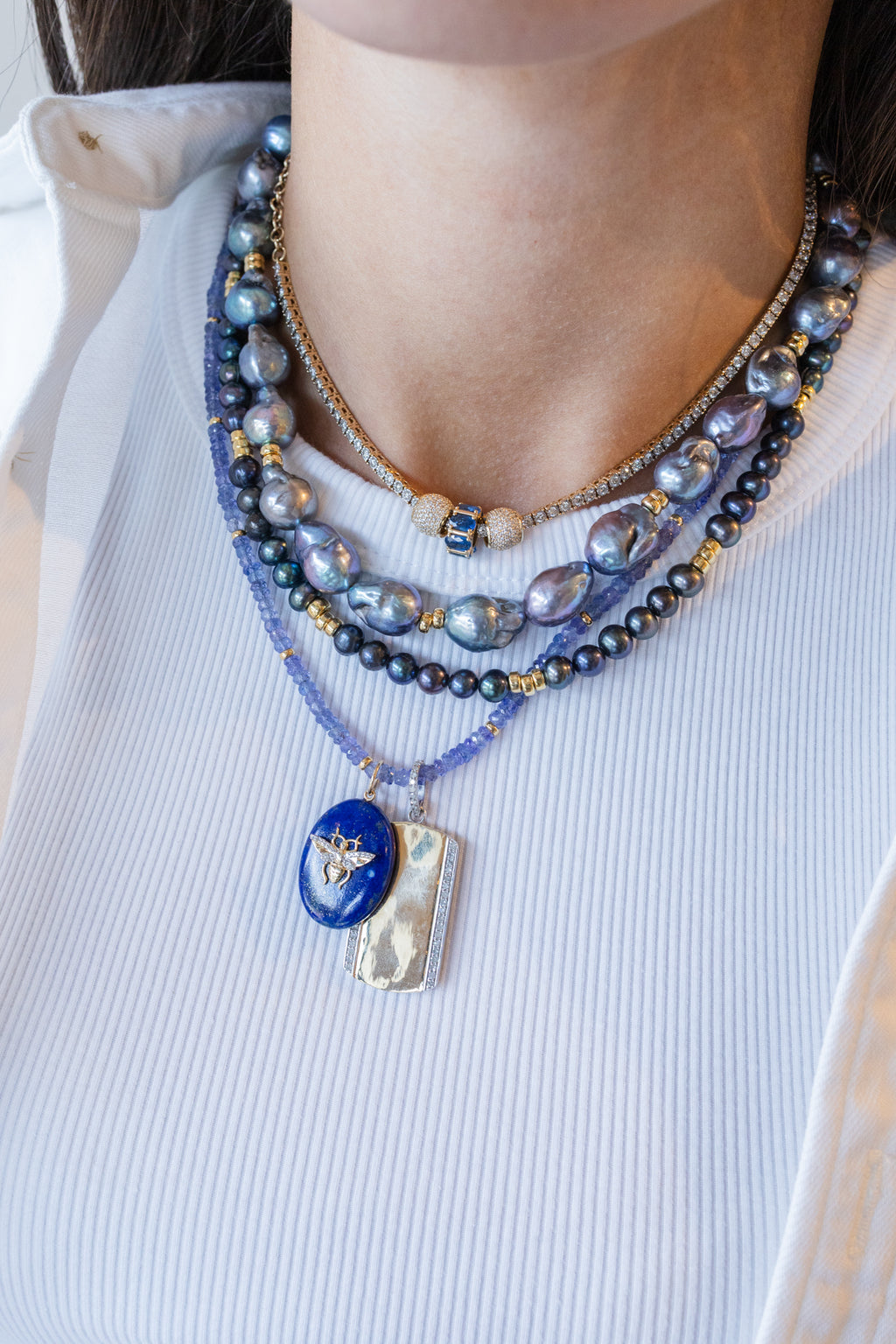 14K Gold Oval Lapis Bee Charm