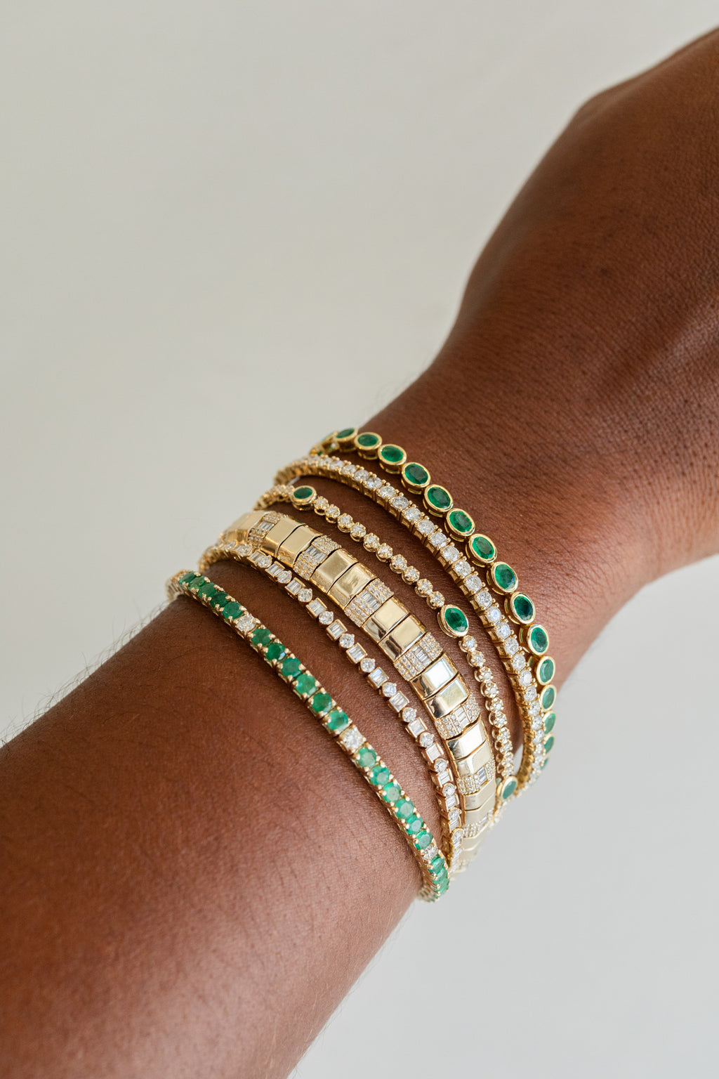14K Gold Diamond Shiny Omega Bracelet