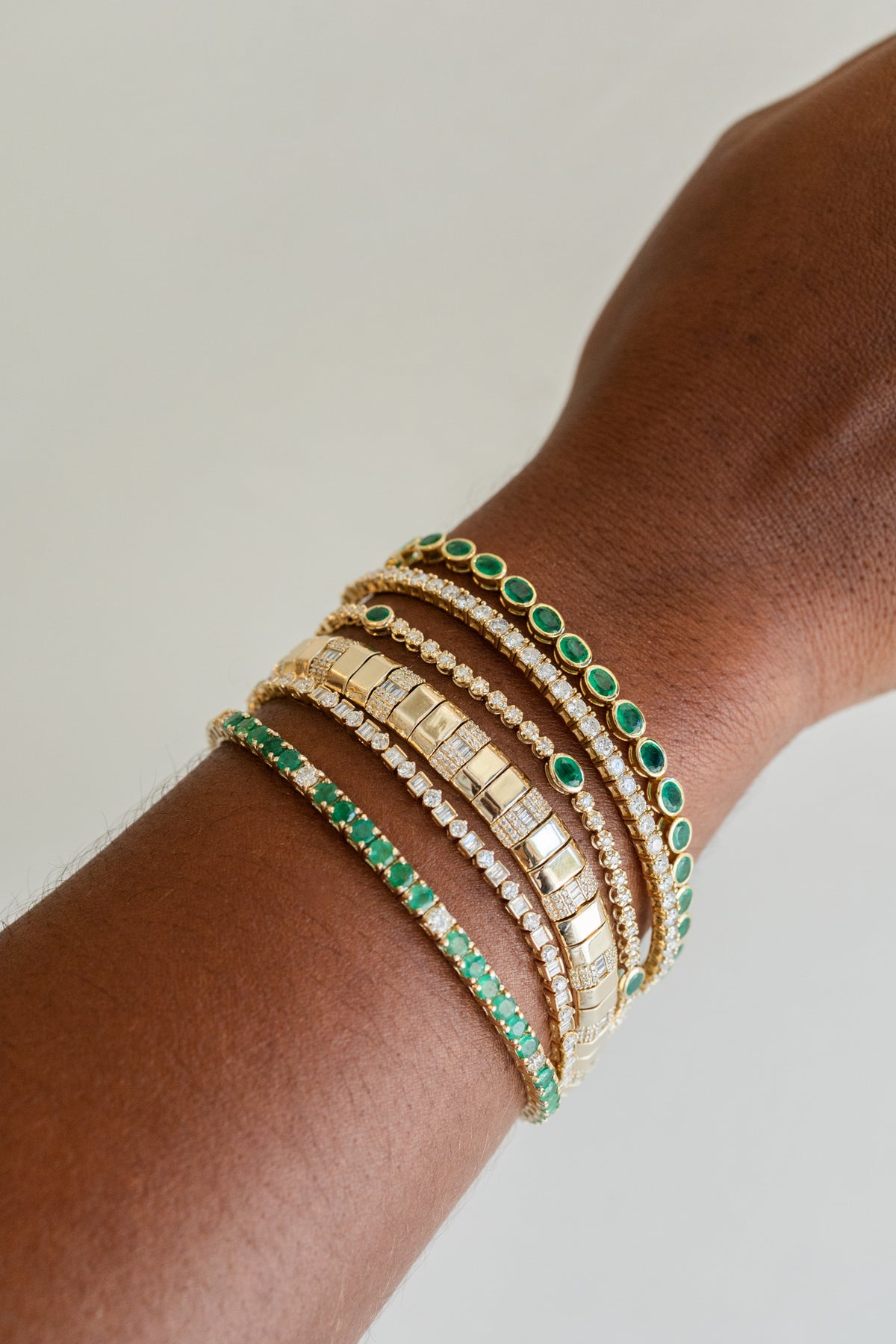 14K Gold Diamond Shiny Omega Bracelet