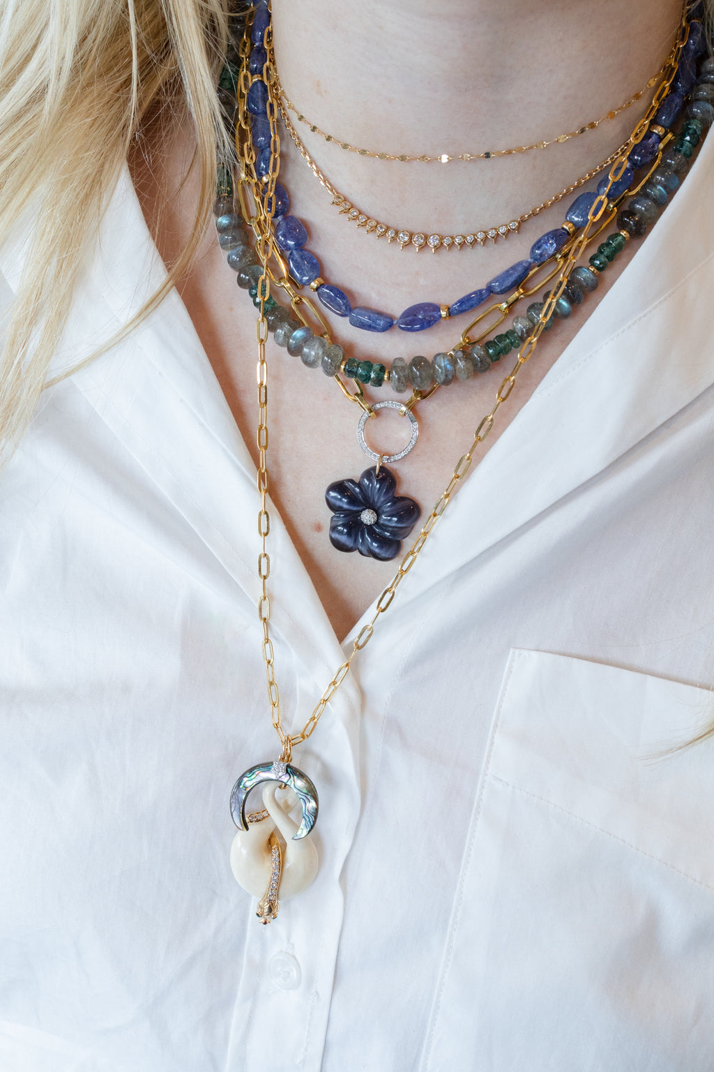 14K Gold Carved Iolite Flower Pendant