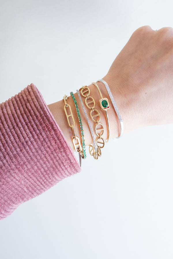 6" 14K Gold Solid Bangle Emerald Center